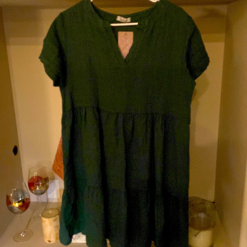 Beautiful new rich Evergreen 100% Linen tiered dress (I bought this in Italy)